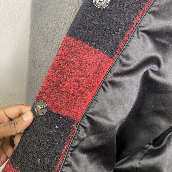 Pendleton Coat Mens Medium Wool Blend Buffalo Plaid Snap Front Crest Patch - Picture 11 of 16